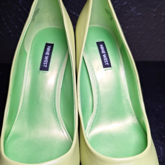 NEW Nine West Ezra Pointy Toe Pumps - Size 9 - Picture 9 of 10